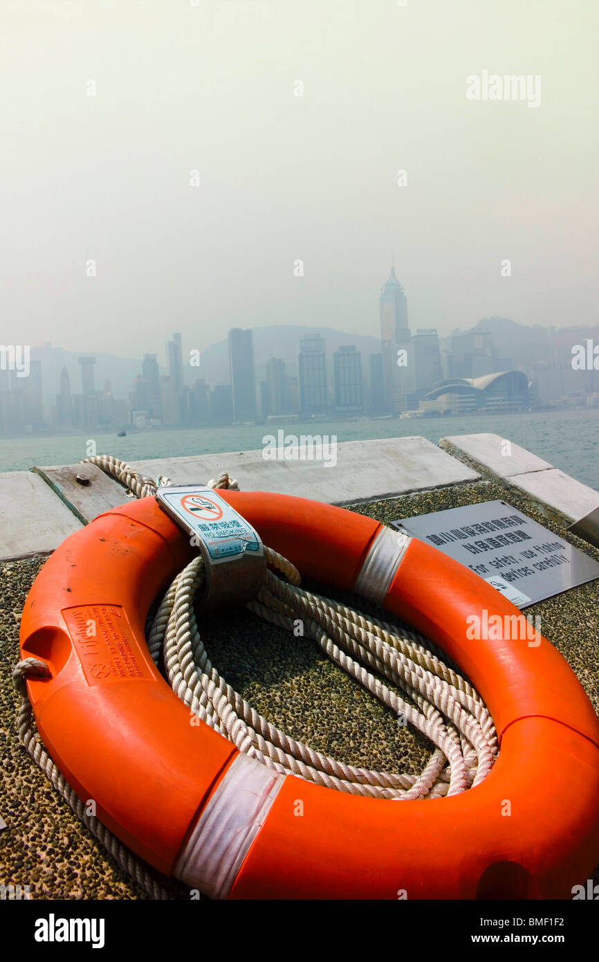 Close-up of Life Saver, Avenue Of Stars, Tsim Sha Tsui, Hongkong, China Stockfoto