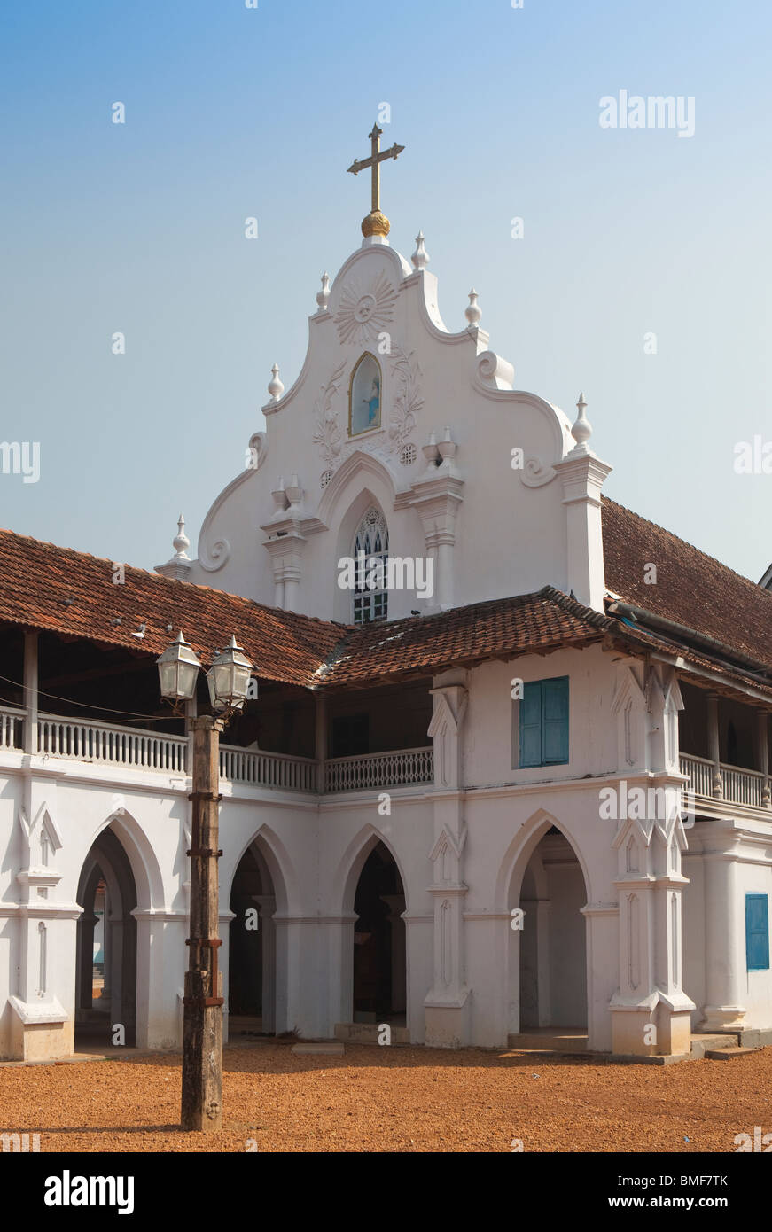 Indien, Kerala, Champakulam Dorf, syrische Christian Church in historischen Gebäude der alten portugiesischen Stockfoto