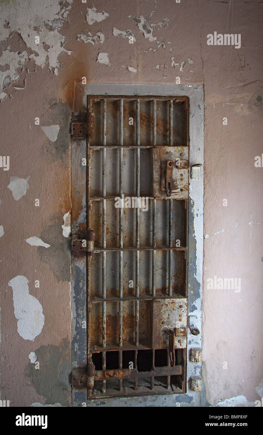 Einzelzelle Tür am alten Idaho Strafanstalt in Boise, Idaho Stockfoto