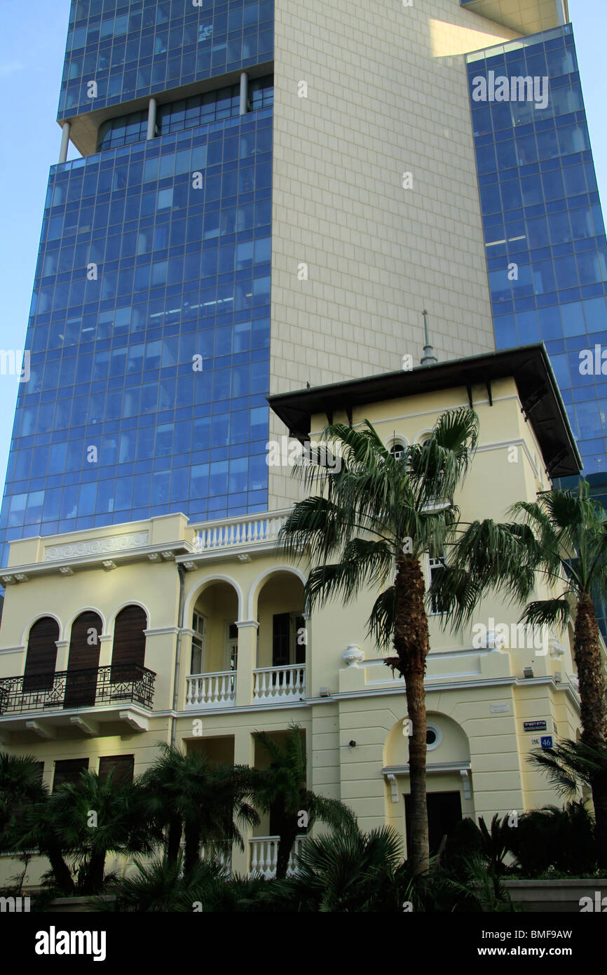 Israel, Tel Aviv-Yafo, ehemalige russische Botschaft, jetzt Sothby Auktionshaus am Rothschild boulevard Stockfoto