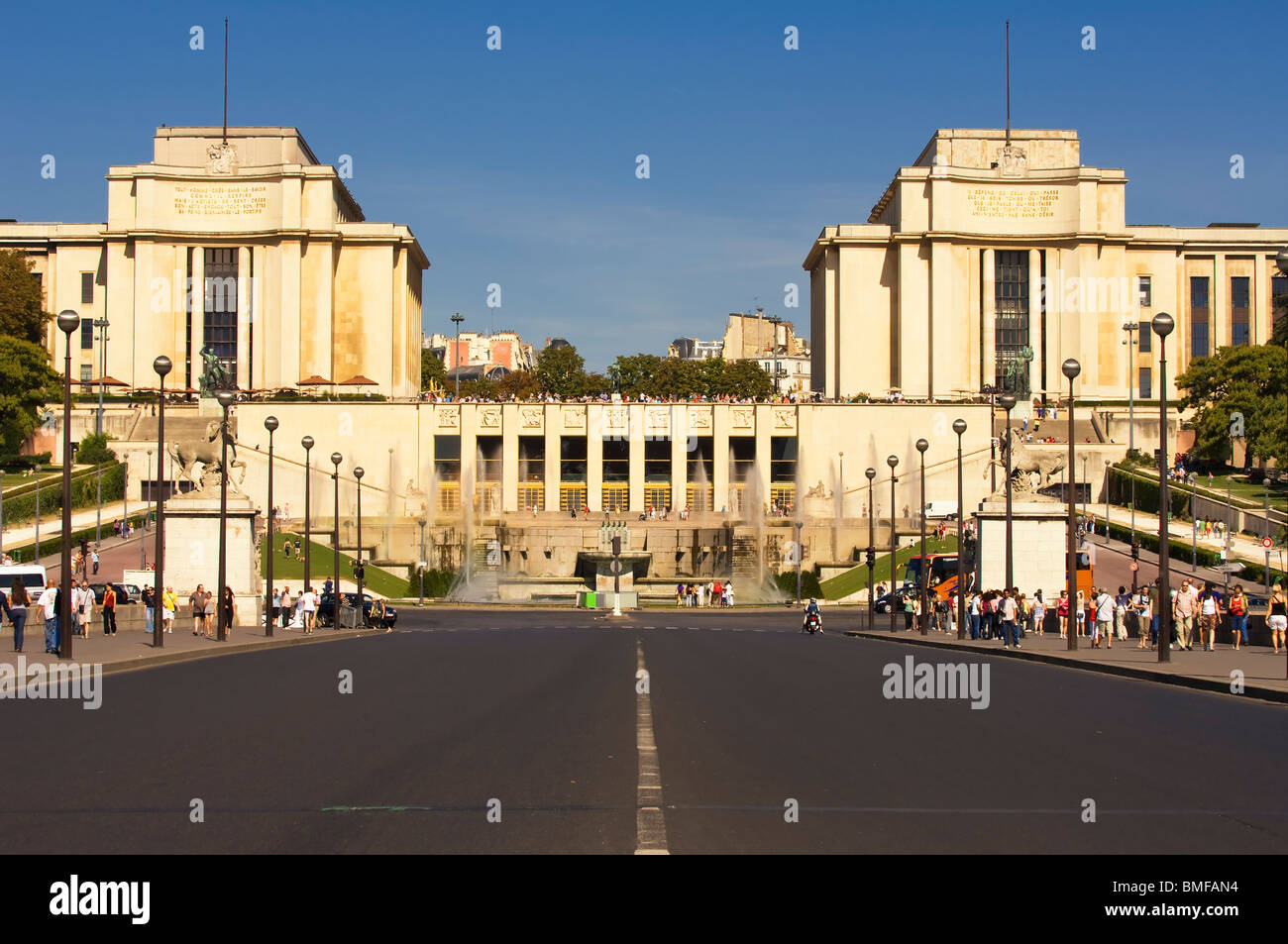 Palais de Chaillot und die Trocadero-Gärten, Paris Stockfoto