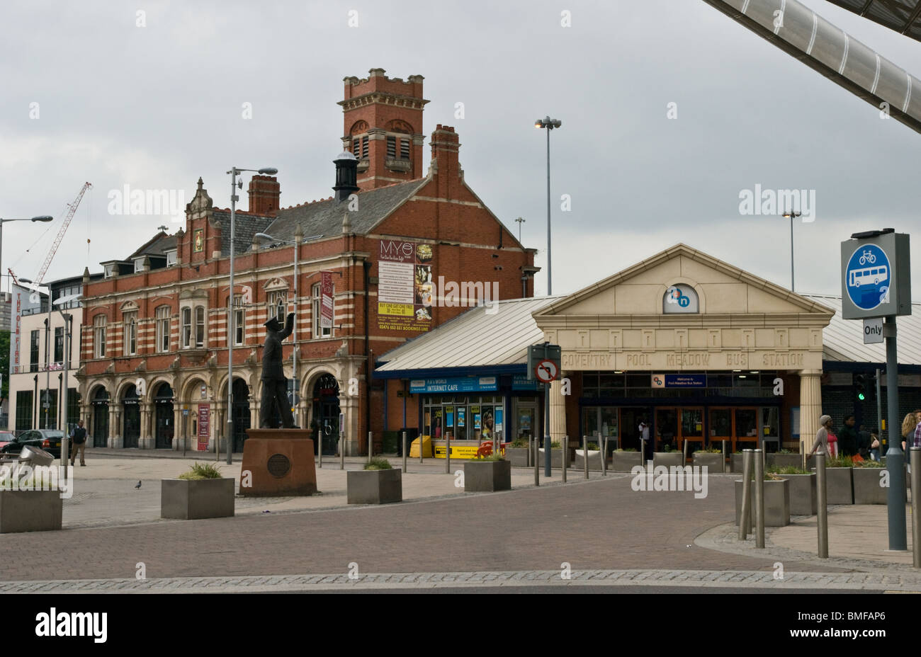 Pool Meadow Busbahnhof und der alten Feuerwache Gebäude im Stadtzentrum von Coventry Stockfoto