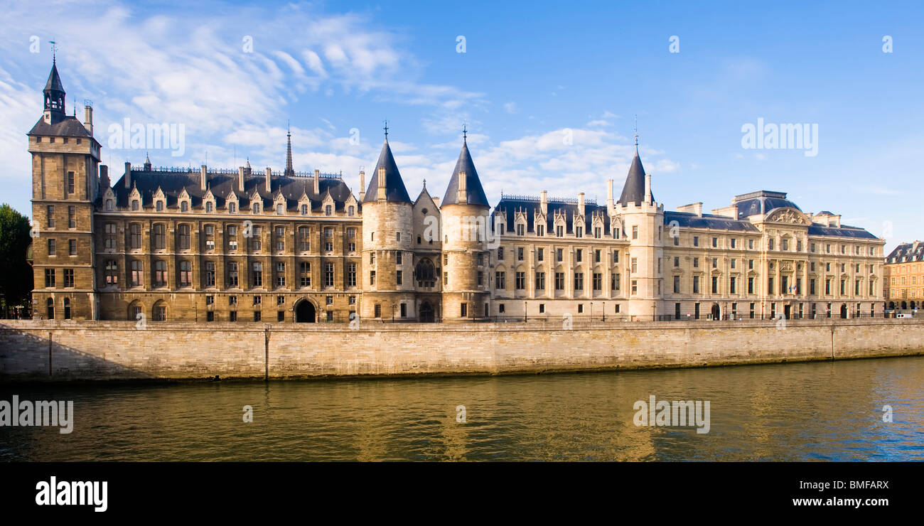 Ehemalige Conciergerie Gefängnis, Ufer der Seine, Paris Ile De La Cite, Stockfoto