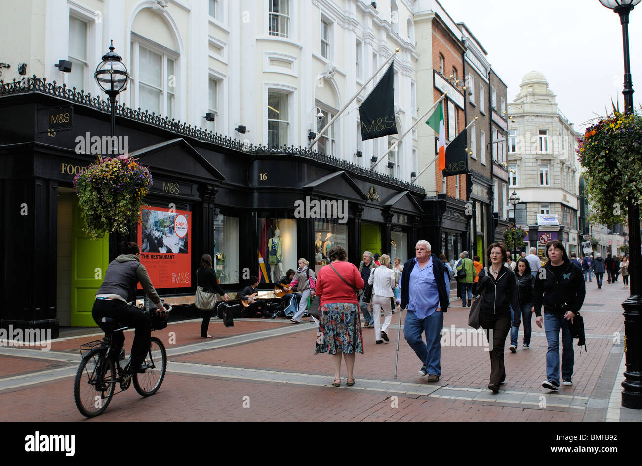 M & S Marks and Spencer Store auf der Grafton Street Dublin Irland  Stockfotografie - Alamy