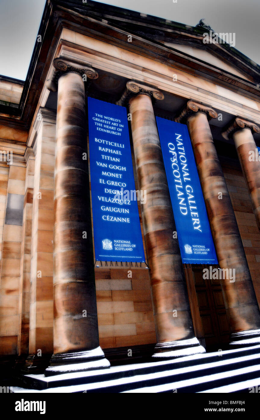 National Gallery Of Scotland in Schnee, Winter, Edinburgh, Schottland Stockfoto