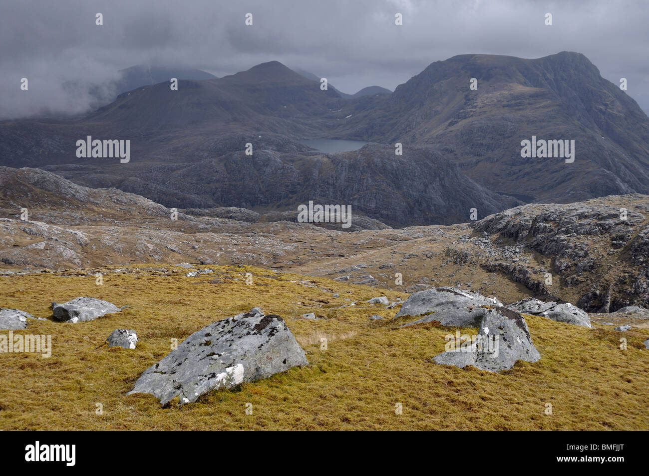 A' Mhaighdean und Ruadh Stac Mor von Beinn ein "Chaisgein Mor, Fisherfield Wald, Schottland Stockfoto