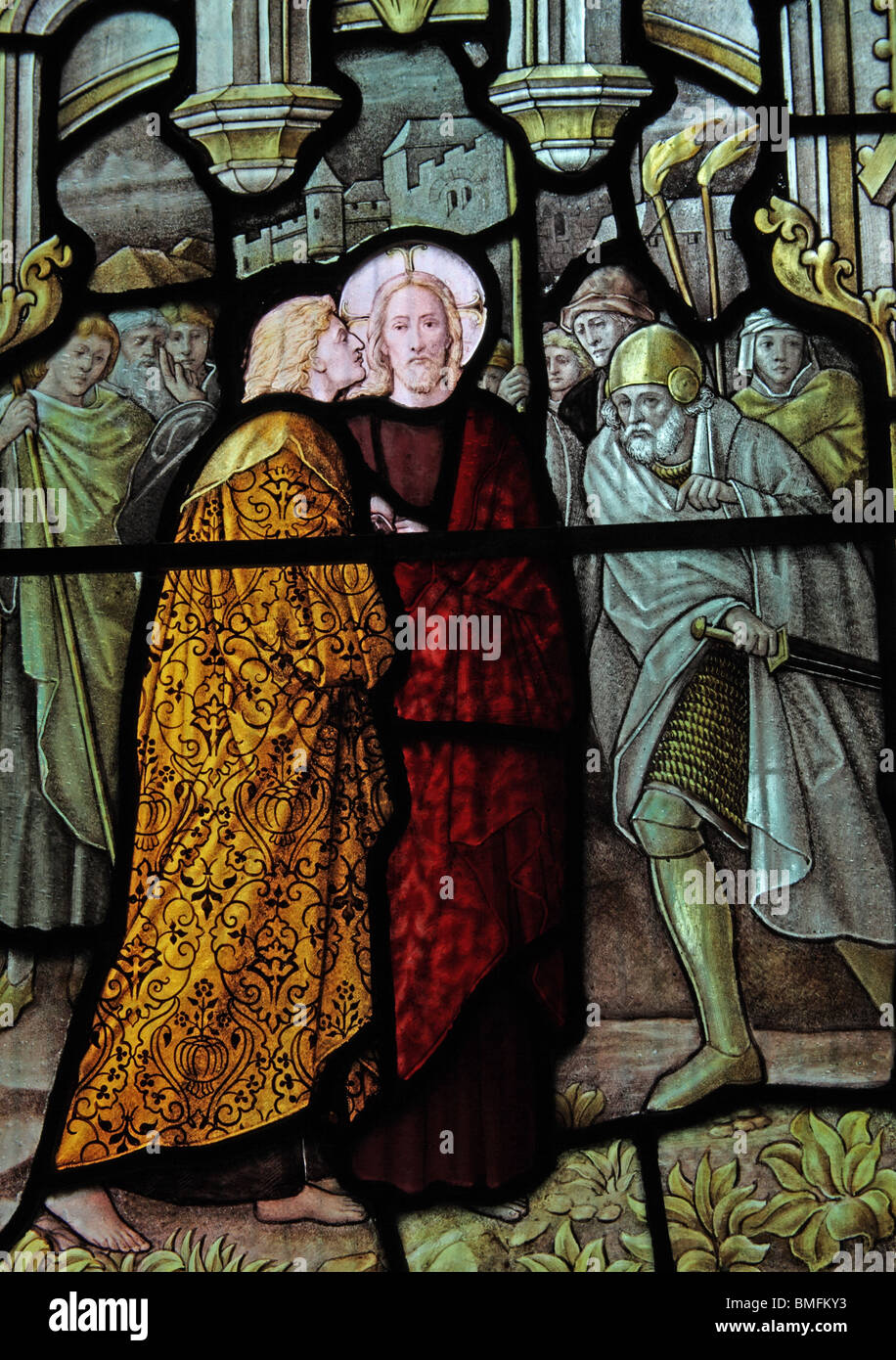 Detail einer Glasmalerei von Shrigley & Hunt aus dem Jahr 1904, in der der von Judas Iskariot, der St. Peter and St. Paul Church, Uppingham, Rutland, verratene Jesus dargestellt ist Stockfoto