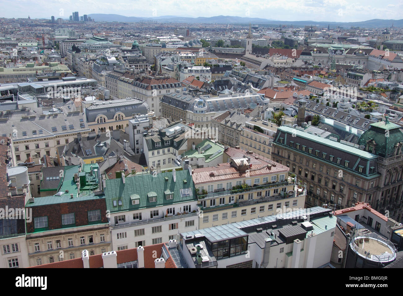 Vienna Dach Landschaftsansicht über Kärntner Straße Stockfoto