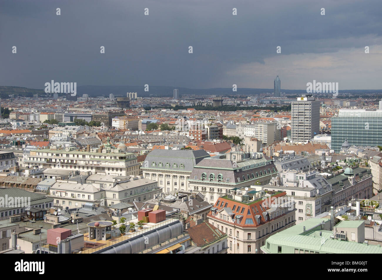 Schlechtwetterfront über Wien Stockfoto