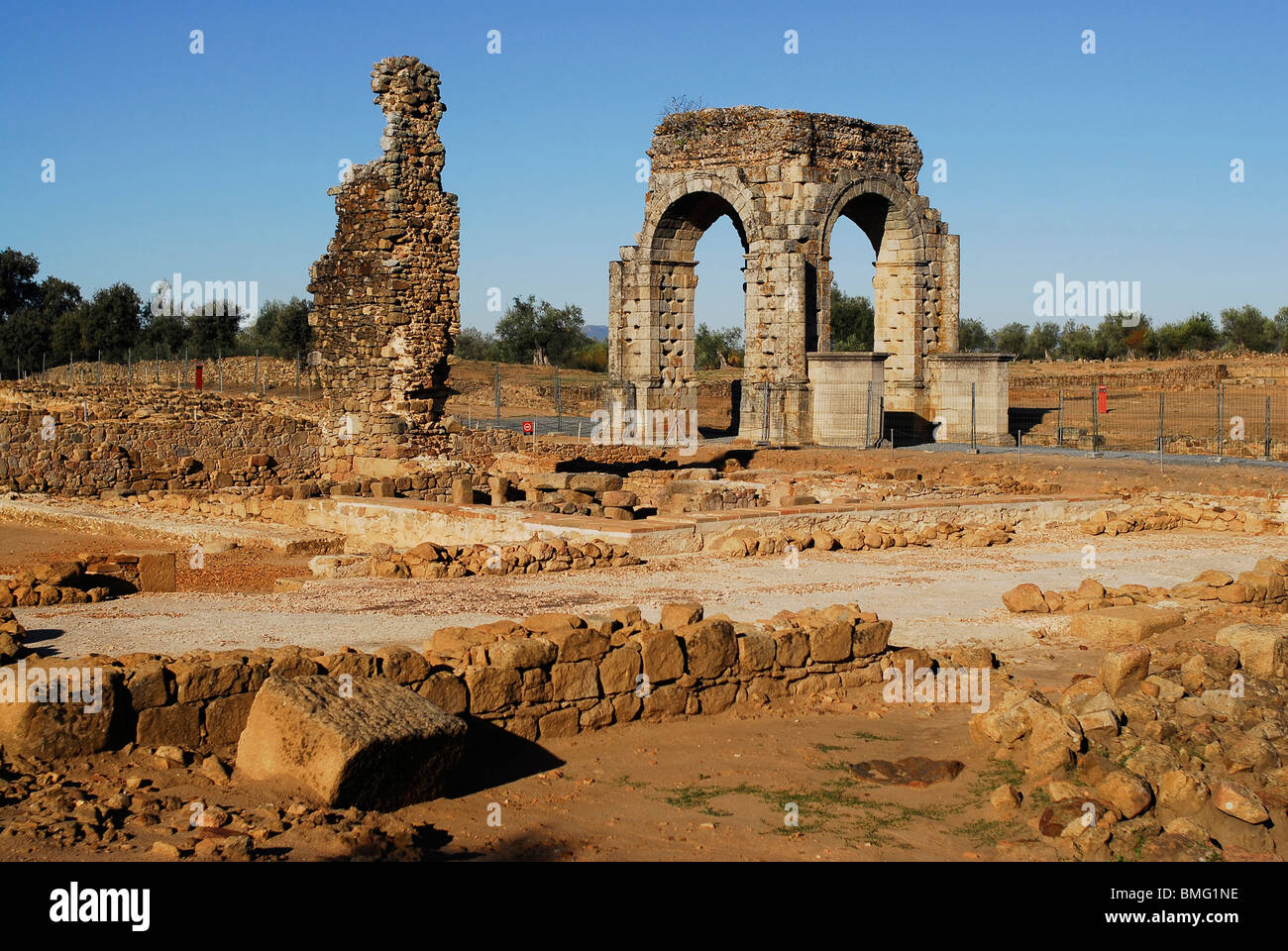 Römischen Triumphbogen Capara oder Caparra. Silber Weg oder Via De La Plata, Provinz Cáceres, Region Extremadura, Spanien Stockfoto