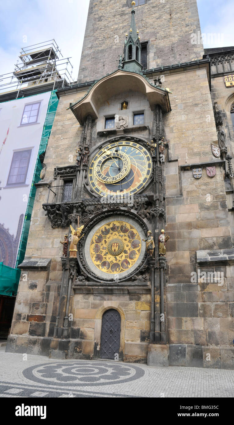 Astronomische Uhr aus dem 16. Jahrhundert in der Altstadt, Prag, Tschechien, Ost Europa Stockfoto