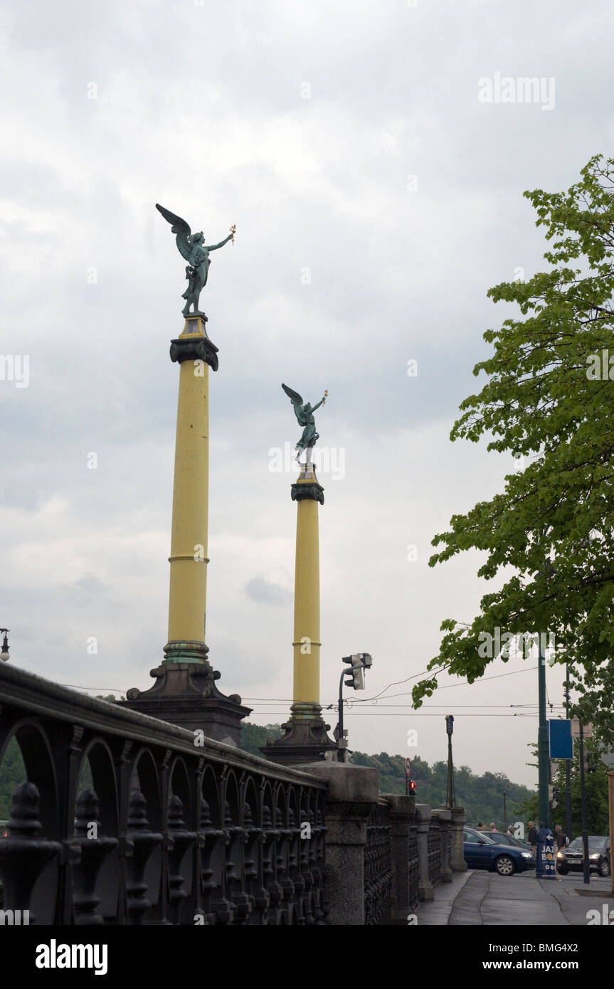 Spalten auf die Brücke, Prag-Tschechische Republik-Ost-Europa Stockfoto