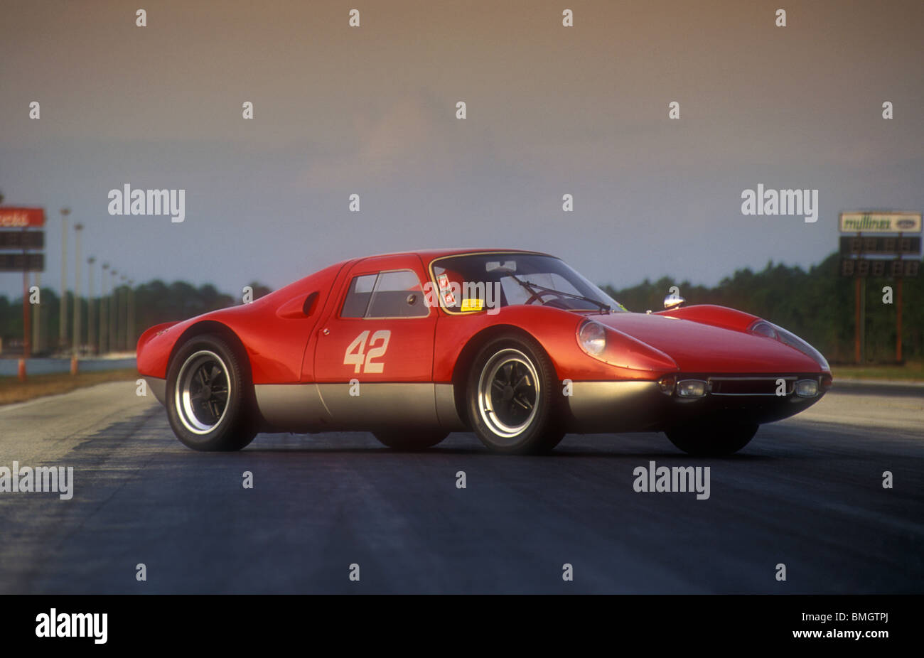 Porsche 904 Carrara GTS 1964 auf einer Rennstrecke in Florida USA Stockfoto