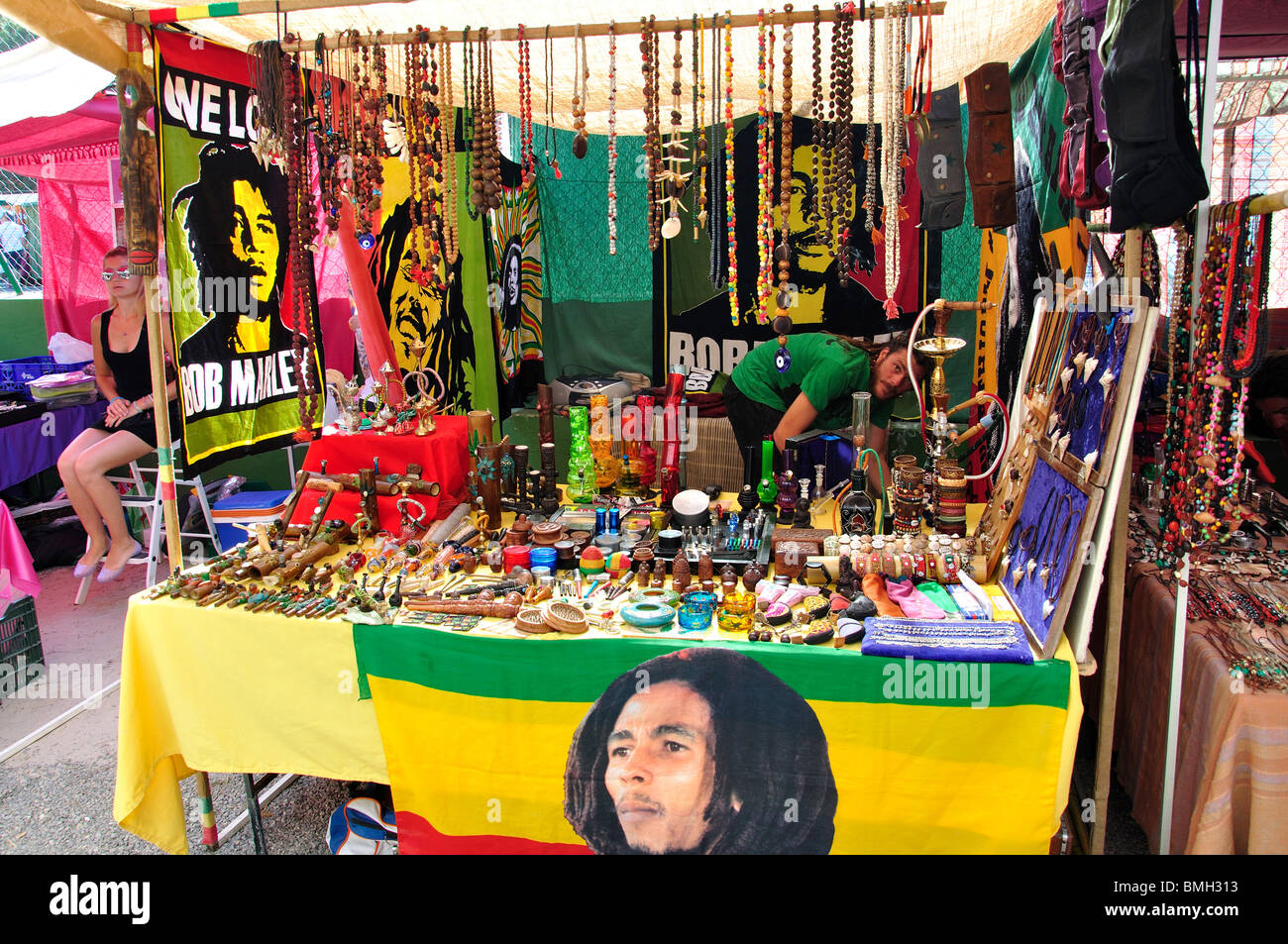 Hippie-Stall, der Hippiemarkt Punta Arabi, Es Cana, Ibiza, Balearen, Spanien Stockfoto