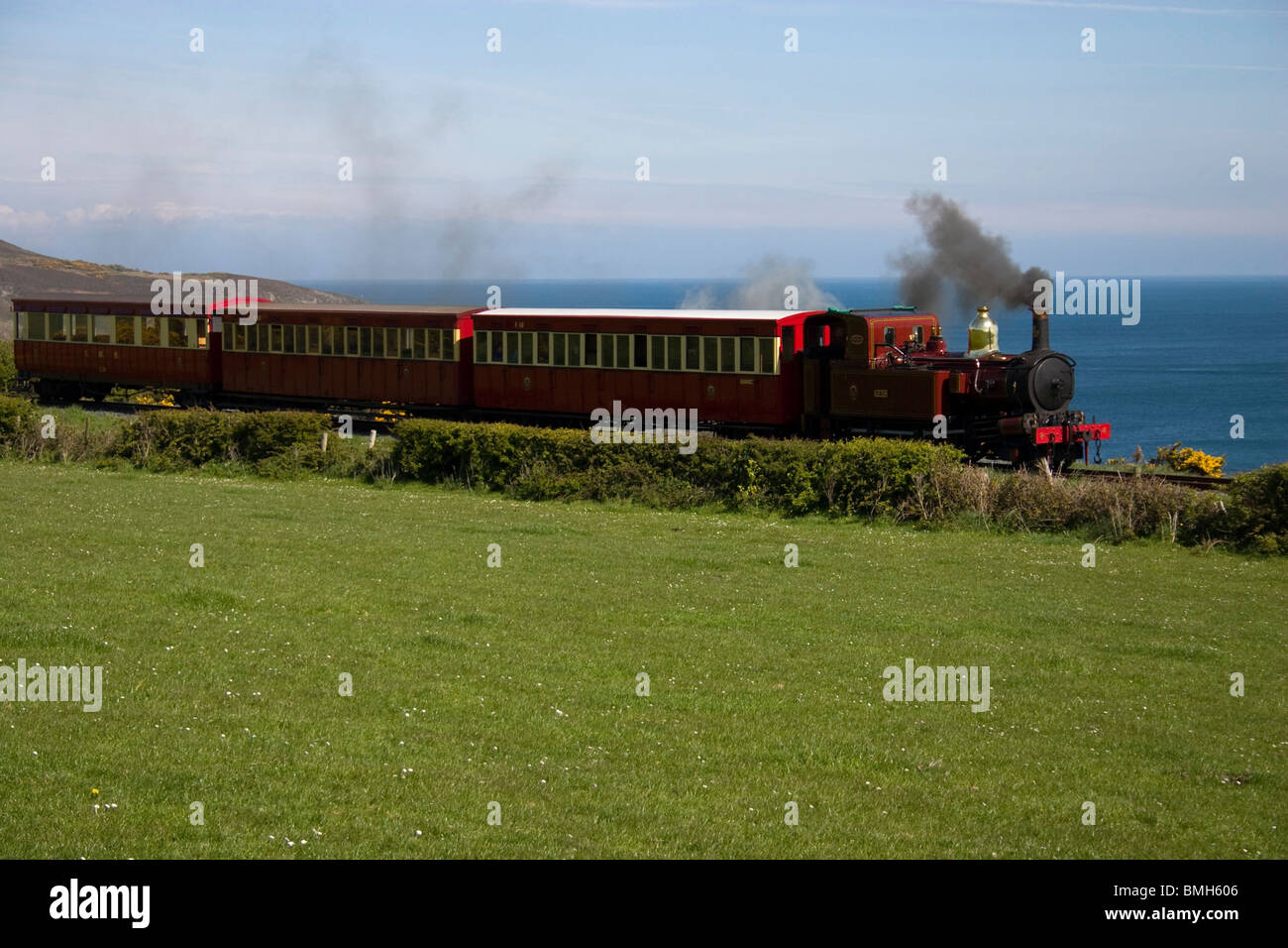 Dampfzug auf der Insel Man Stockfoto