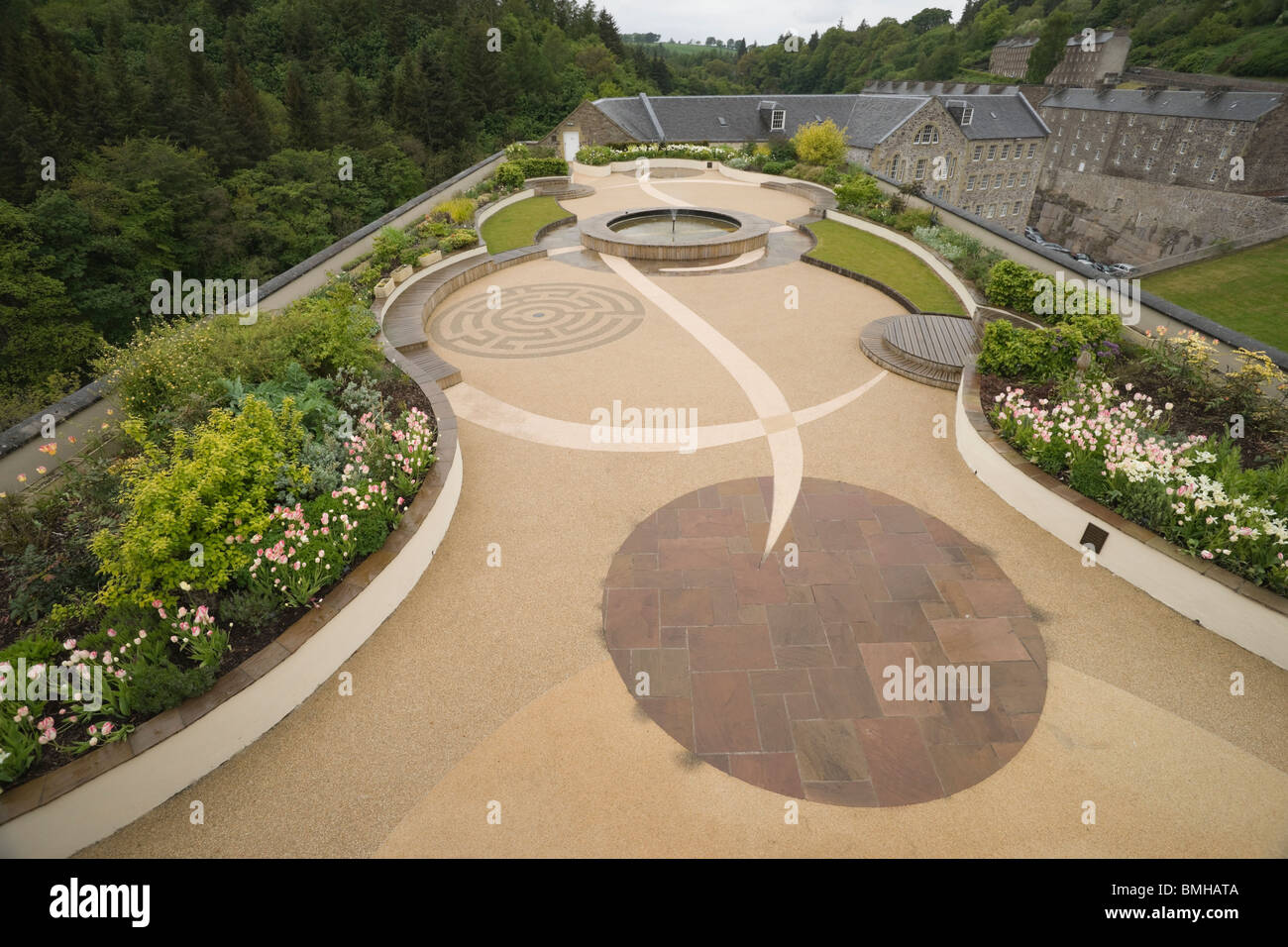 New Lanark - Robert Owen utopische Industriedorf in Schottland. Der Dachgarten, Millennium Project, World Heritage Site. Stockfoto