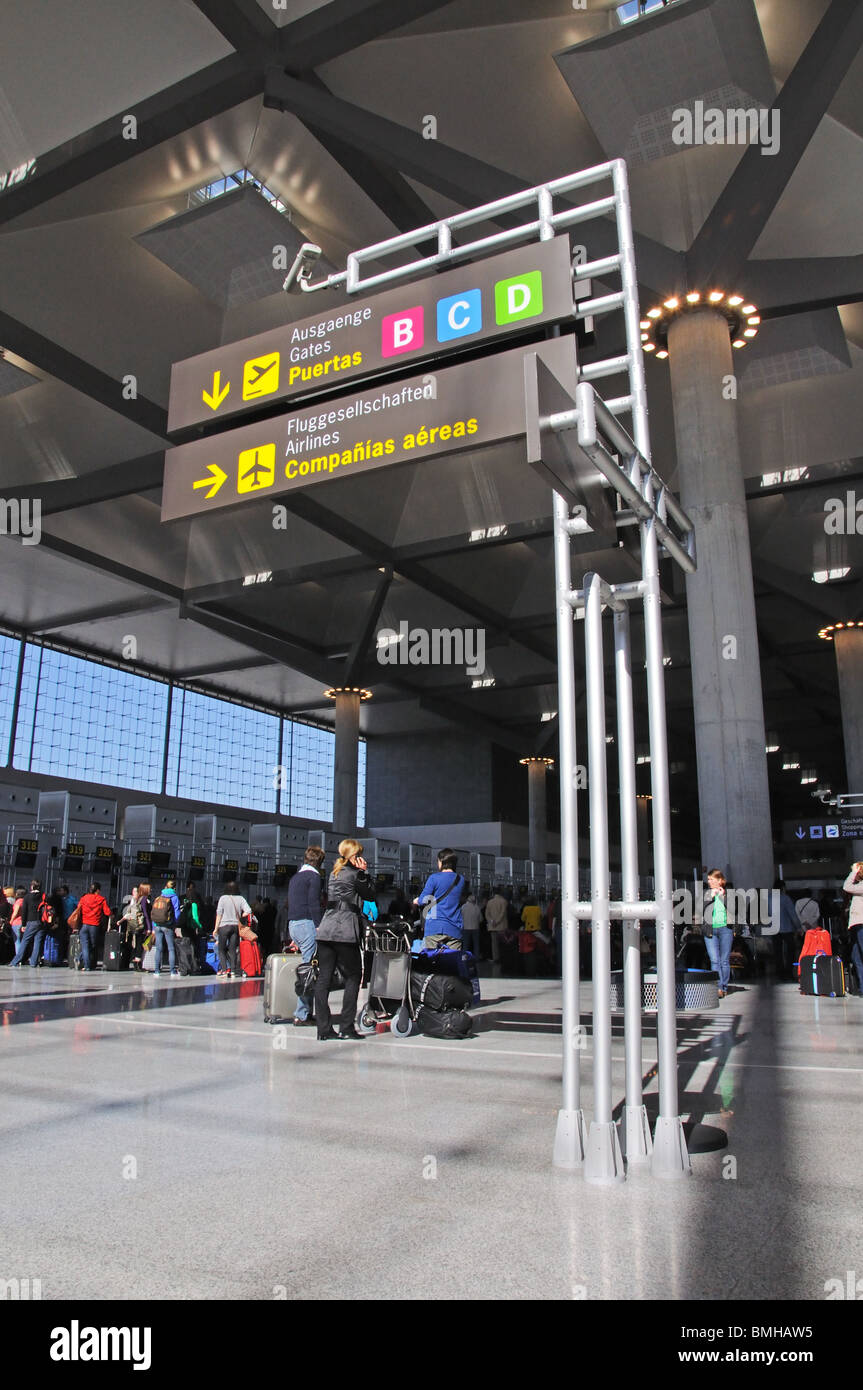 Terminal 3, Flughafen Malaga, Malaga, Costa Del Sol, Provinz Malaga, Andalusien, Südspanien, Westeuropa. Stockfoto