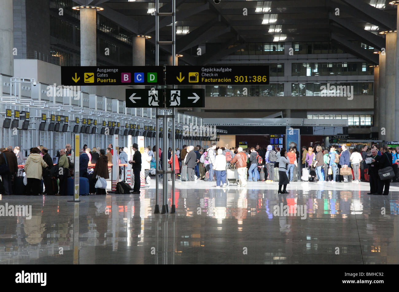 Terminal 3, Flughafen Malaga, Malaga, Costa Del Sol, Provinz Malaga, Andalusien, Südspanien, Westeuropa. Stockfoto