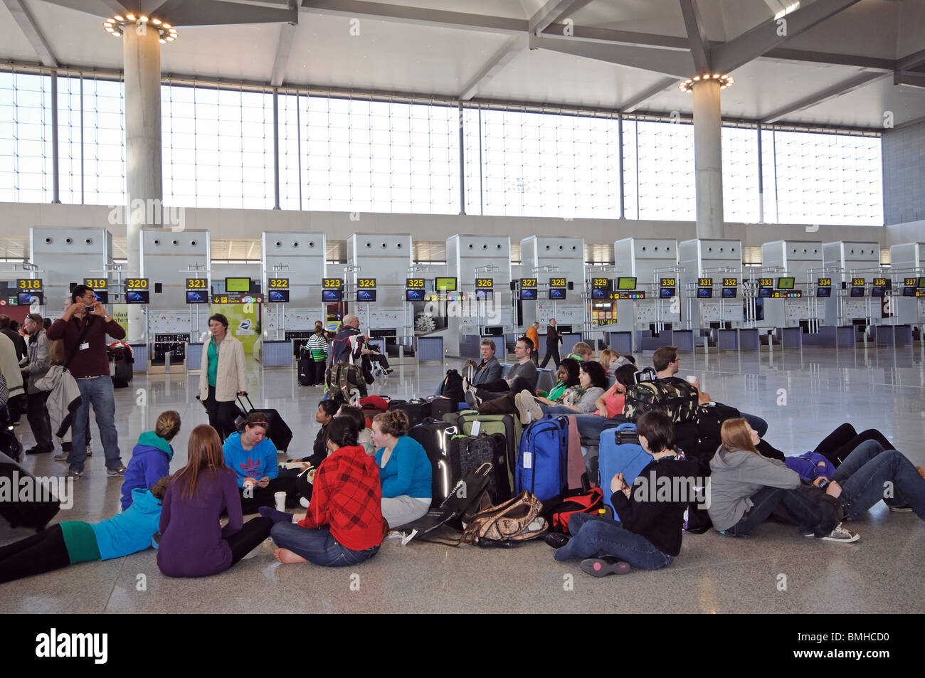 Terminal 3 Check-in Halle, Flughafen Malaga, Malaga, Costa Del Sol, Provinz Malaga, Andalusien, Südspanien, Westeuropa. Stockfoto