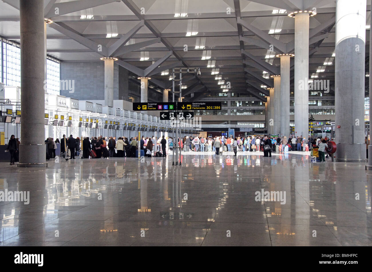Terminal 3, Flughafen Malaga, Malaga, Costa Del Sol, Provinz Malaga ...