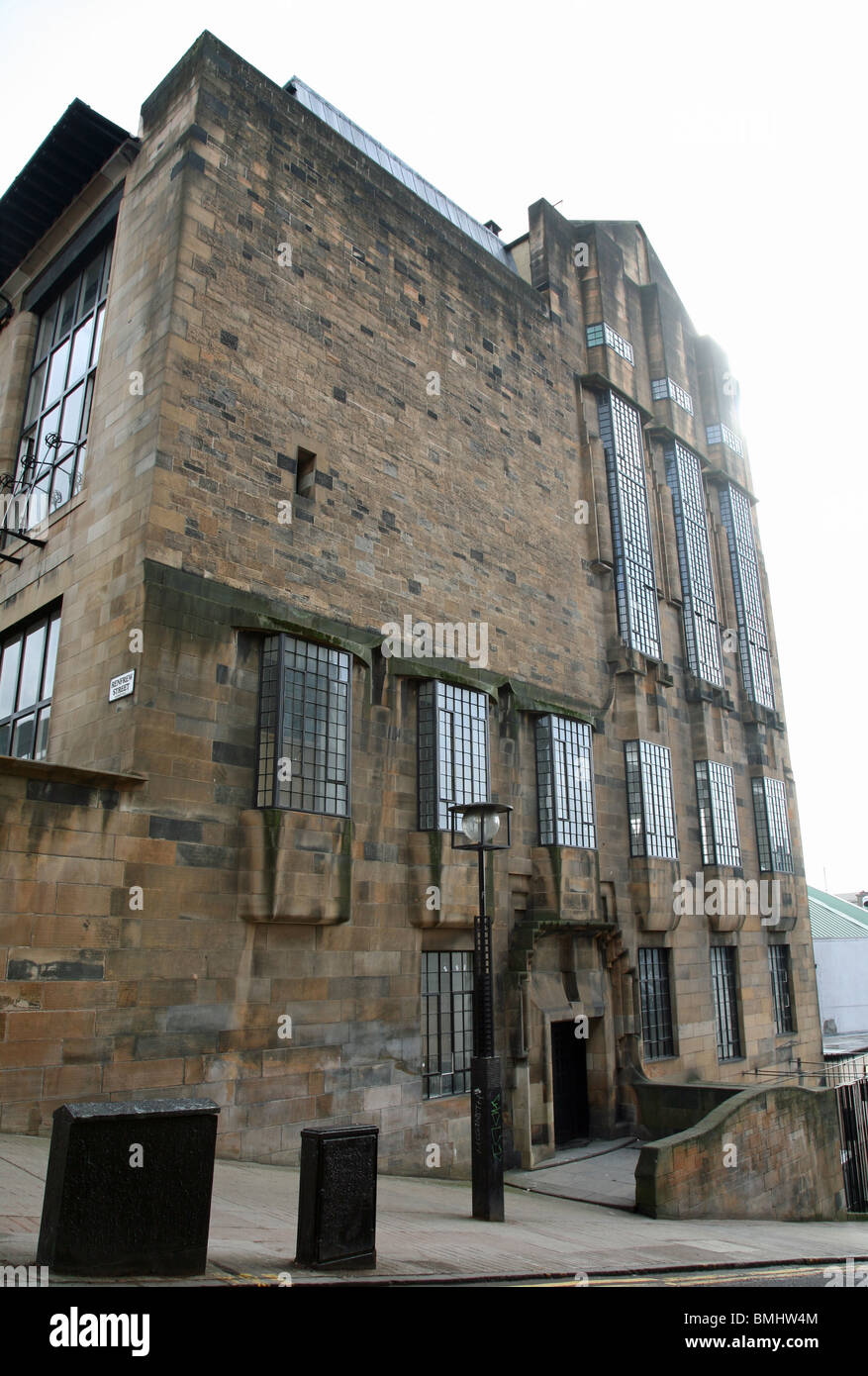 Foto genommen, bevor die Feuer des Charles Rennie Mackintosh Glasgow School of Art, Glasgow, Schottland, Großbritannien Stockfoto
