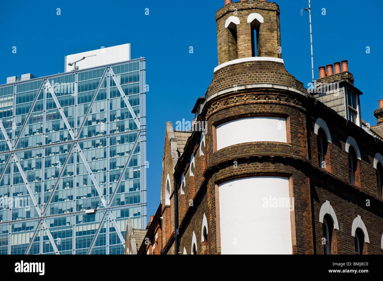 Alte und neue Architektur in East London, London, Vereinigtes Königreich Stockfoto