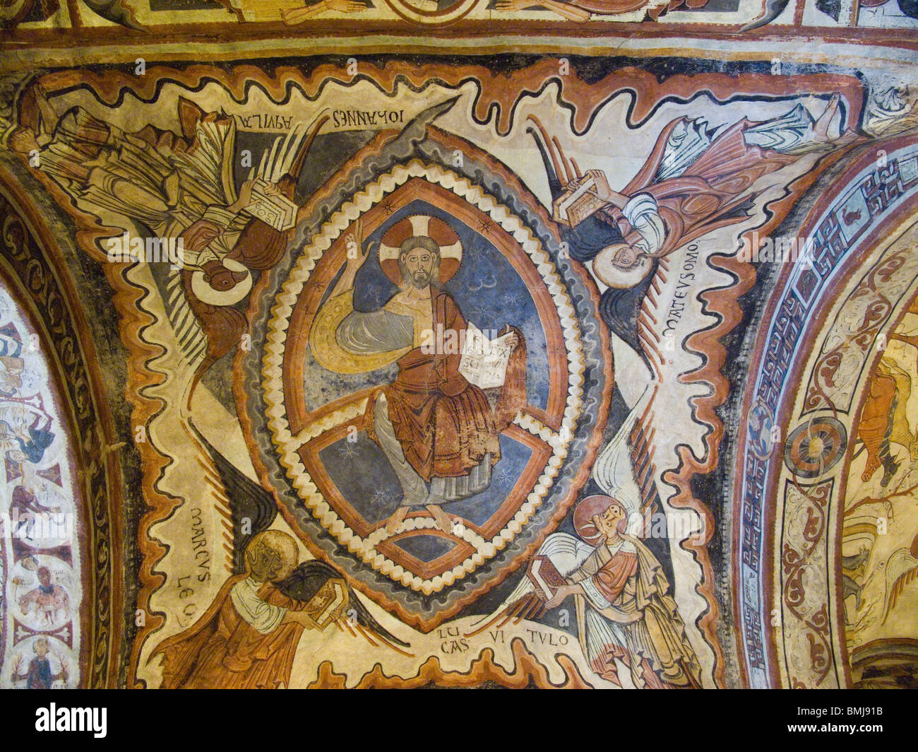 Panthocrator. Romanische Malereien in der Krypta der Könige, Collegiate Kirche San Isidoro, Leon, Spanien. Stockfoto