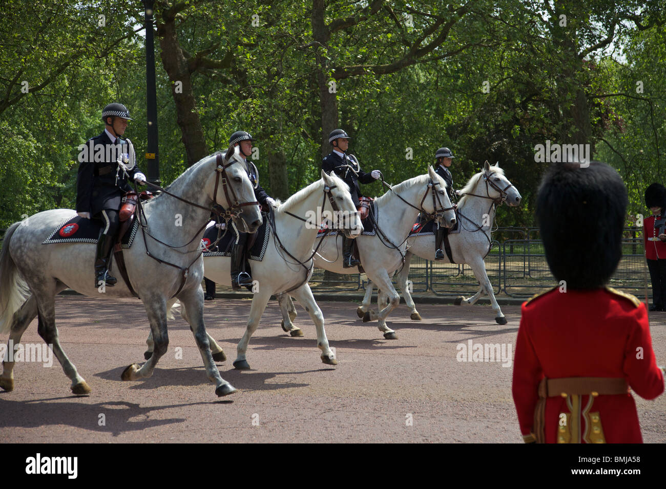 Berittene Polizei in London an der Zustand-Öffnung des Parlaments, Zeremonie Stockfoto