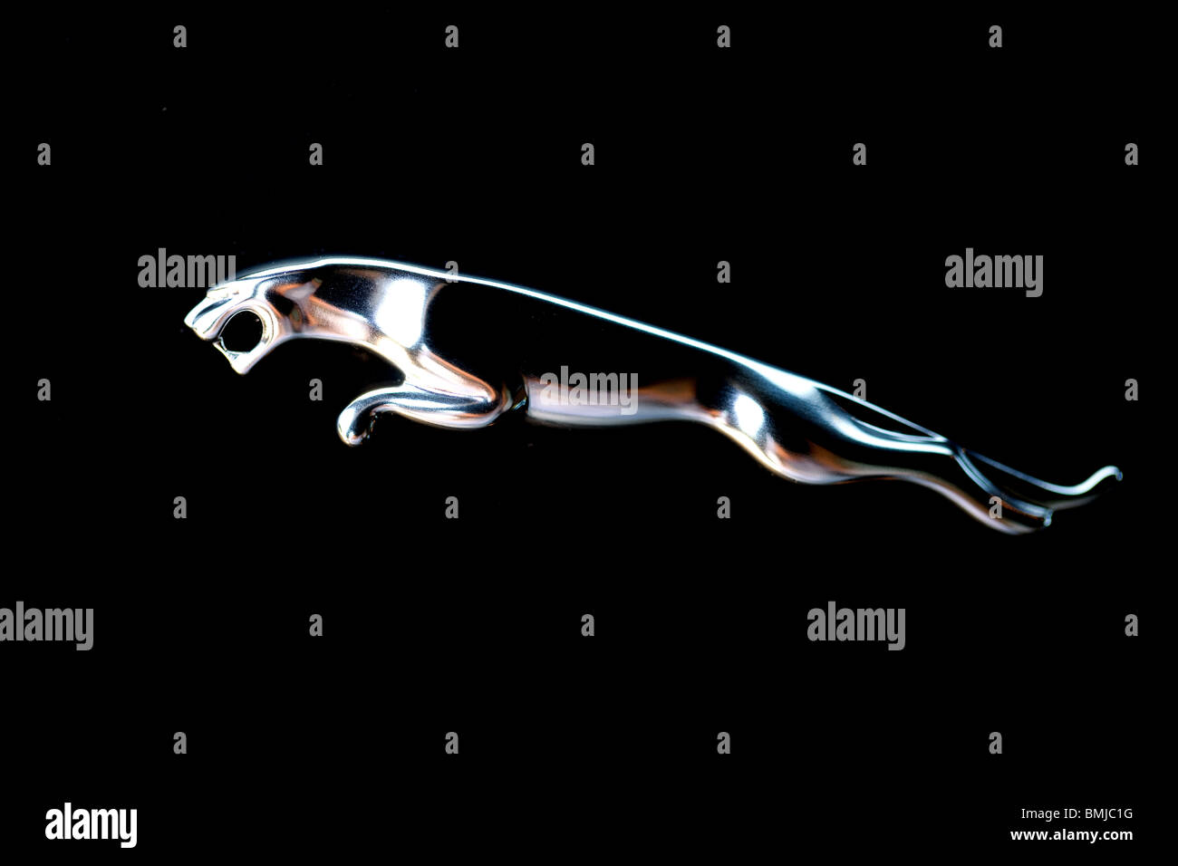 Jaguar emblem Fotos und Bildmaterial in hoher Auflösung Alamy