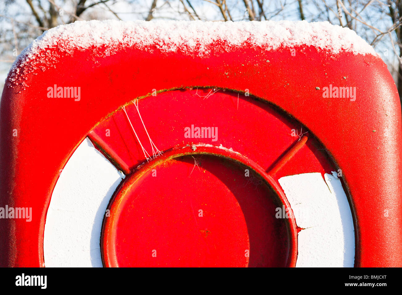 Riverside Rettungsringe am Ross-on-Wye Stockfoto