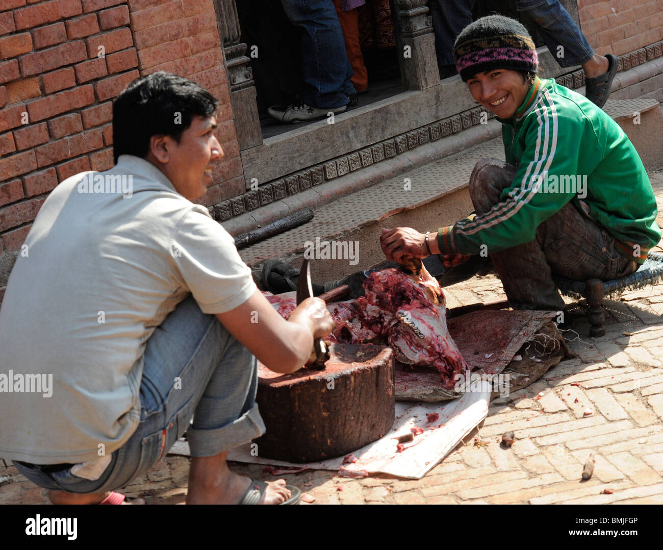 Wasserbüffel geschlachtet für fest am hindu Neujahrsfeier, Thimi, in der Nähe von Kathmandu, nepal Stockfoto