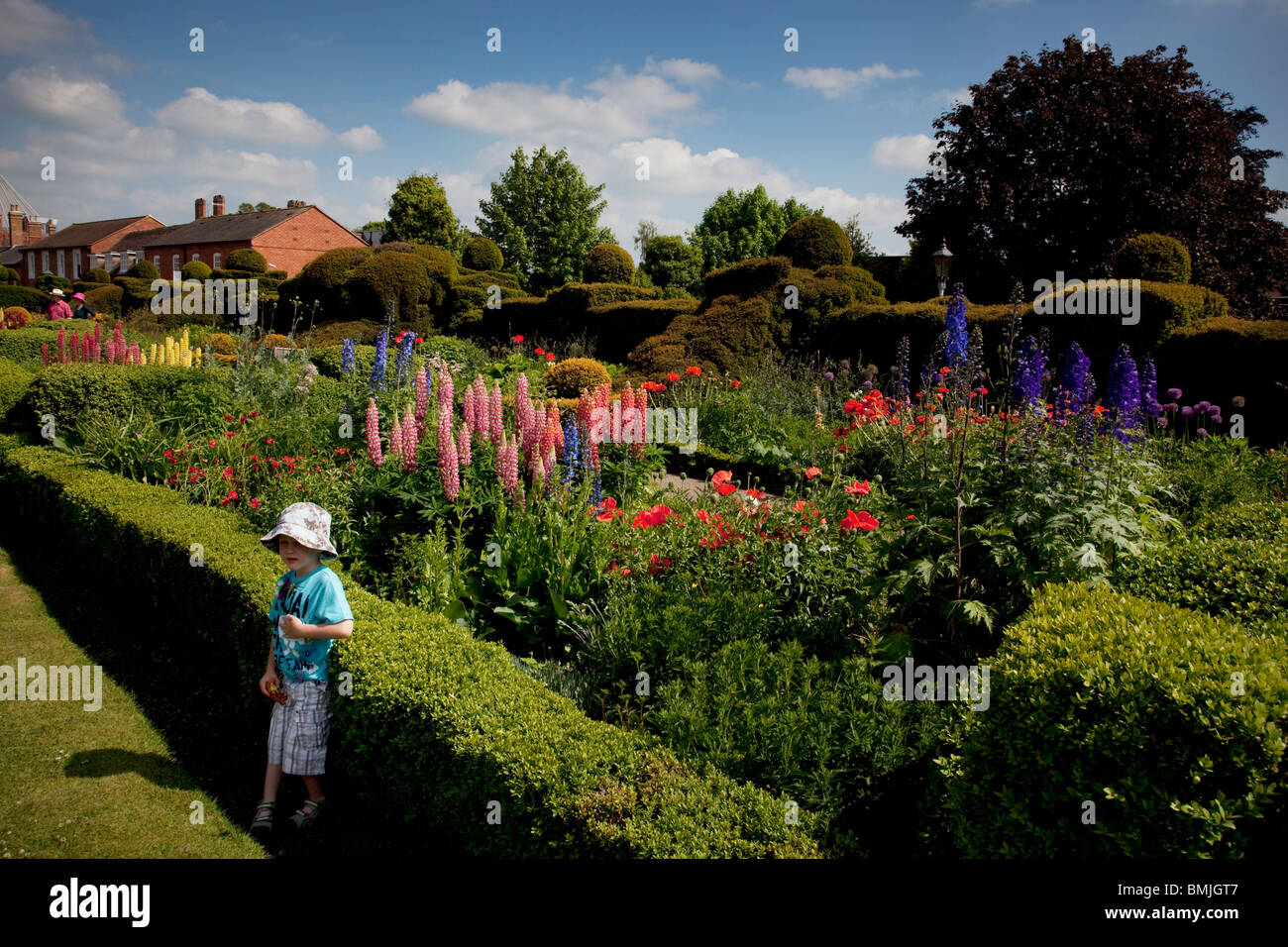 Große Garten des neuen Platz. Ein Großteil dieser Seite bildeten Garten und Obstgarten von Shakespeares Haus. Stratford-upon-Avon. Stockfoto