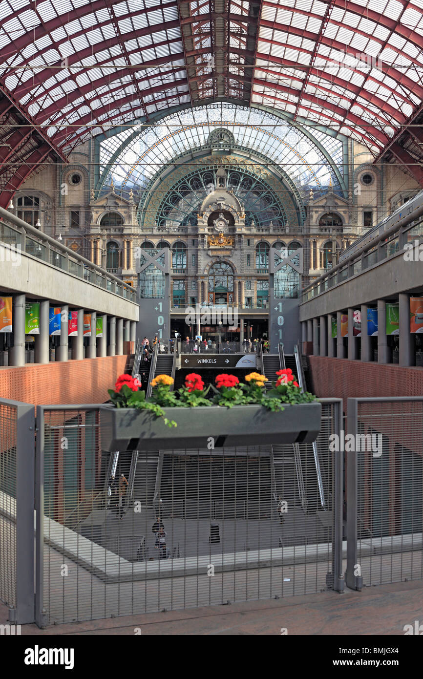 Innere des Antwerpener Hauptbahnhof (1905), Belgien Stockfoto