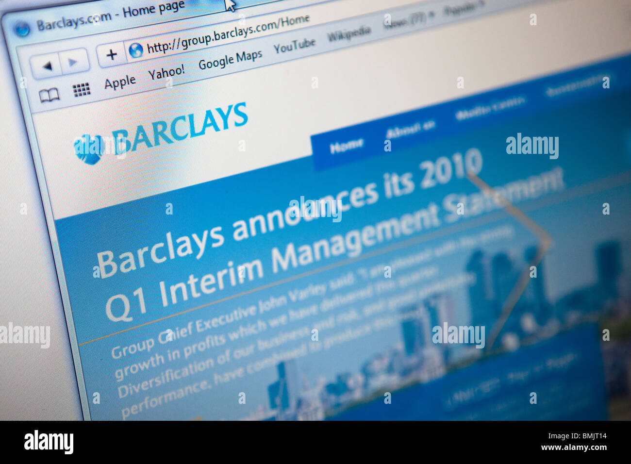 Nahaufnahme von einem Computer-Monitor / Bildschirm zeigt die Barclays Bank website Stockfoto