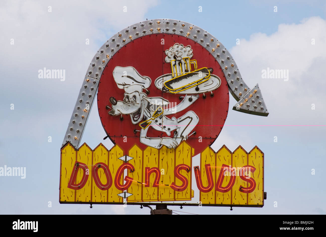 Hund N Suds Zeichen bei einer Fahrt im Charleston-Illinois Stockfoto