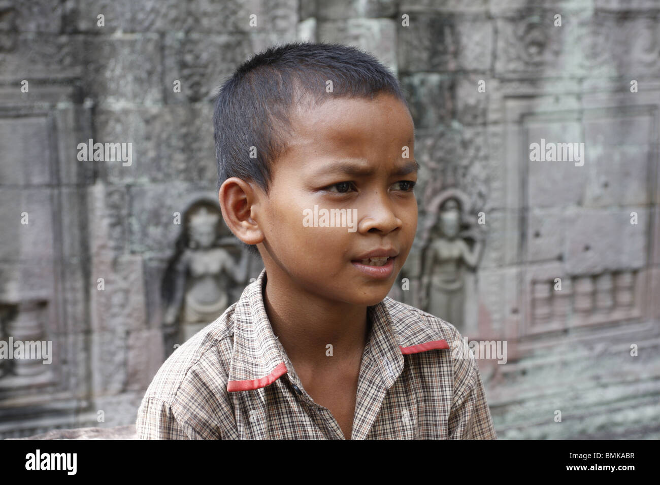 Ein Junge kambodschanische und Führer im Tempel Preah Khan wäre. Stockfoto