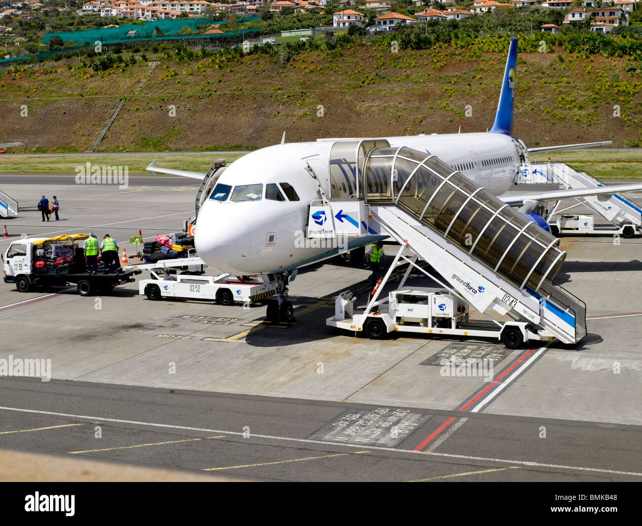 Thomas Cook Airbus A321 Flugzeug Flugzeug Flugzeuge geparkt Funchal flughafen Madeira Portugal EU Europa Stockfoto