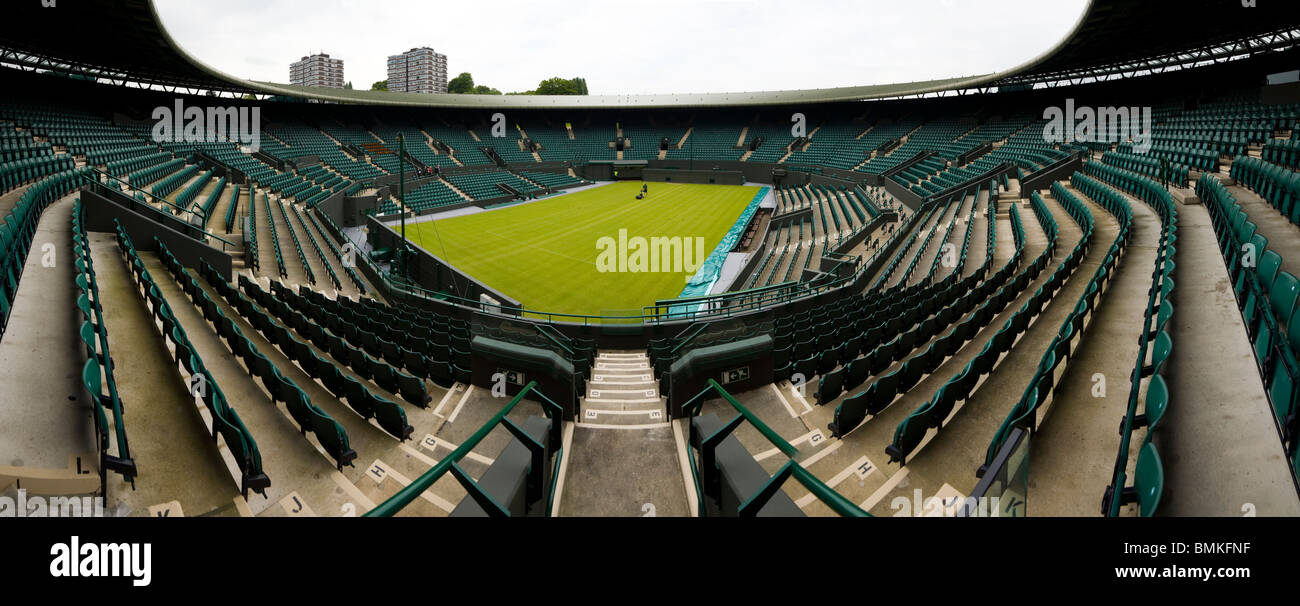 Panorama-Foto von Wimbledon Nummer eins / 1 Court / Stadion / Arena vor dem Tennis Championship. Wimbledon, Großbritannien. Stockfoto