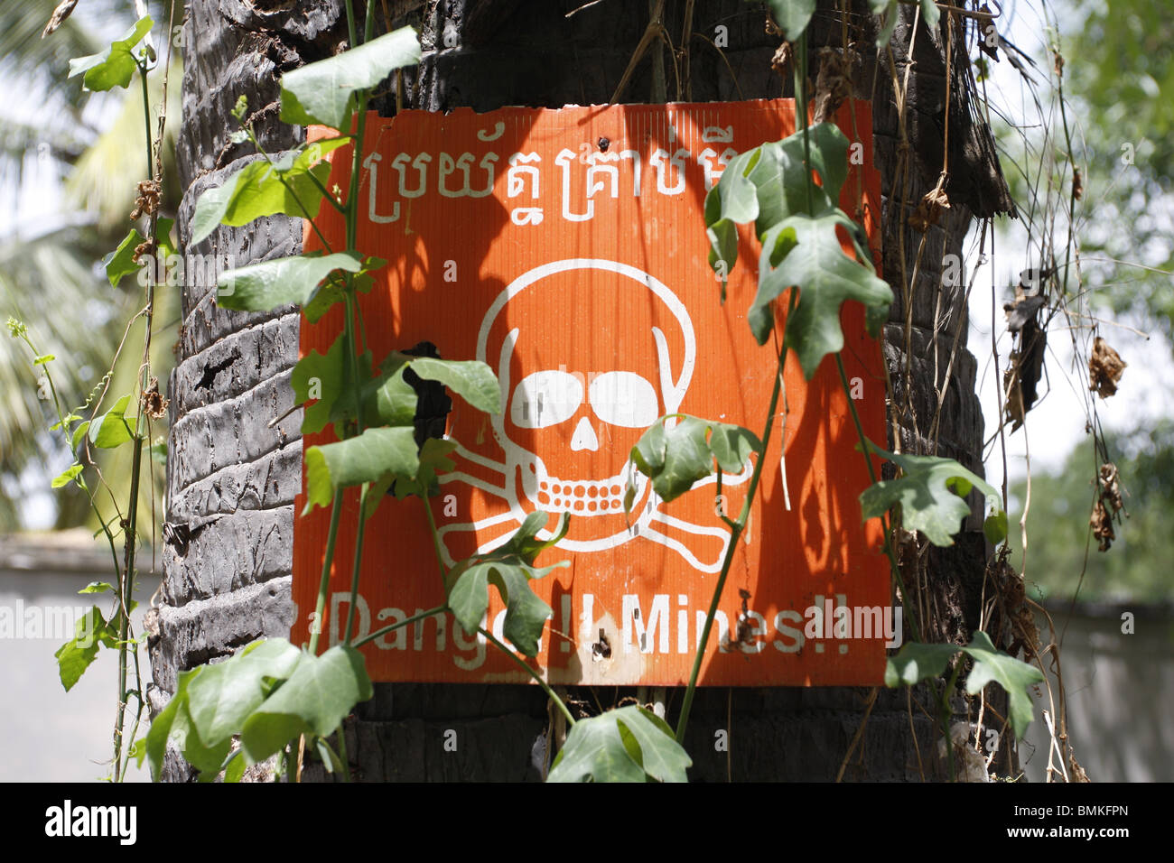 Landmine-Schild an der Aki Ra Landmine Museum, Siem Reap, Kambodscha Stockfoto