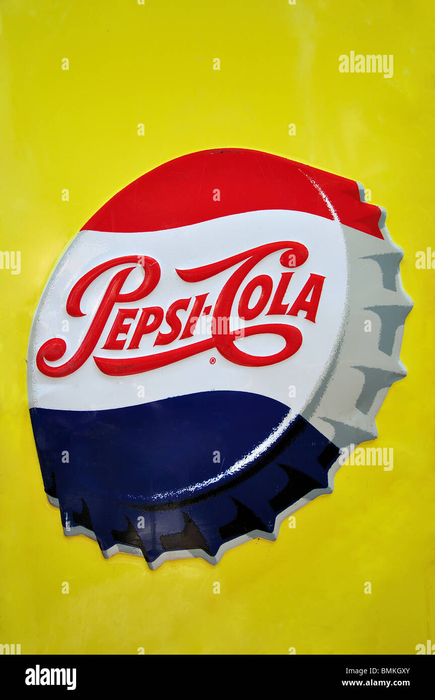 Alte Keramik Pepsi-Cola-Werbung anmelden Strandbar, Platja de ses Salines, Ibiza, Balearen, Spanien Stockfoto