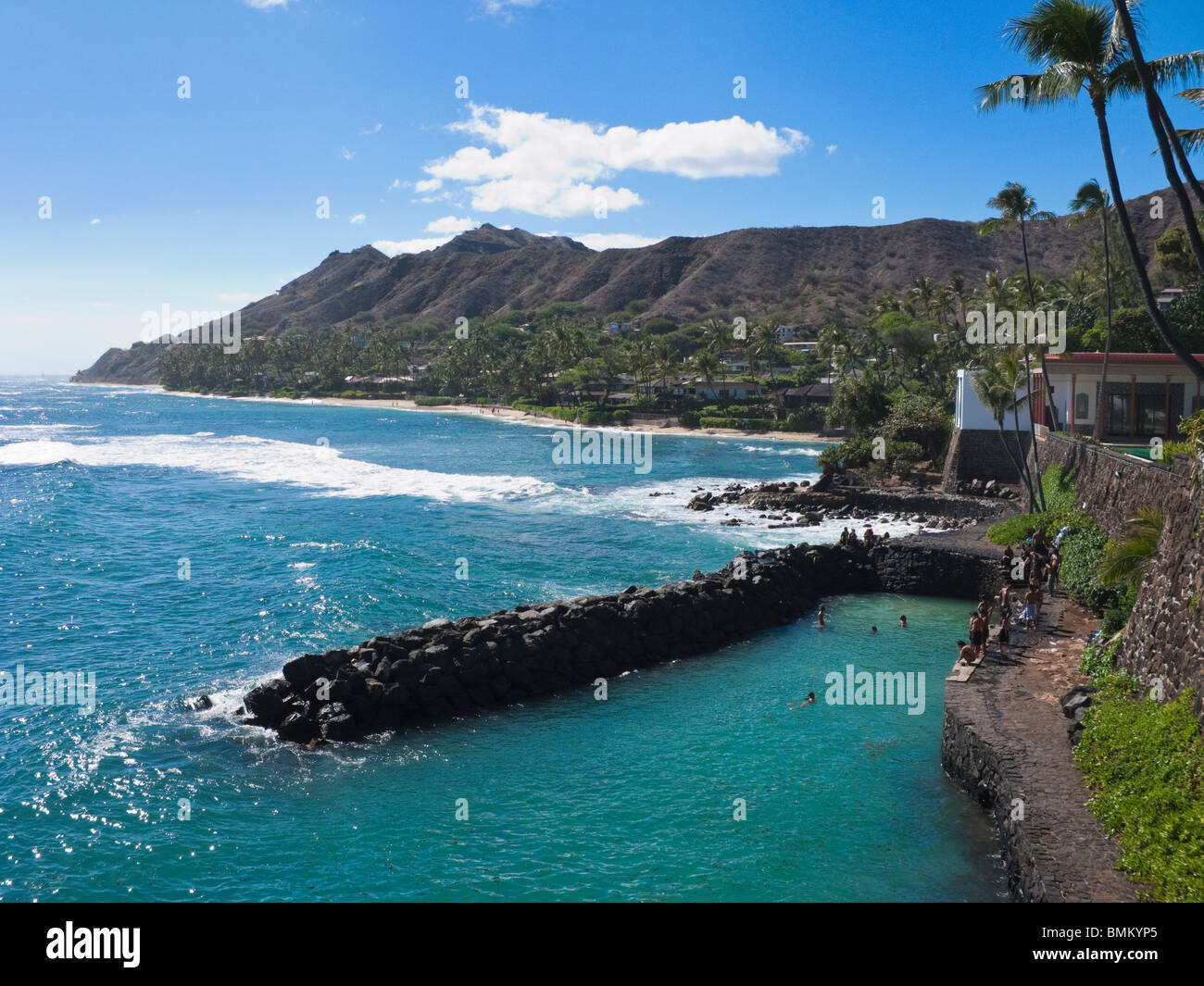 Slipanlage für Doris Duke Estate, Shangri-La auf Oahu, Hawaii mit Blick auf den Diamond Head gemacht. Stockfoto