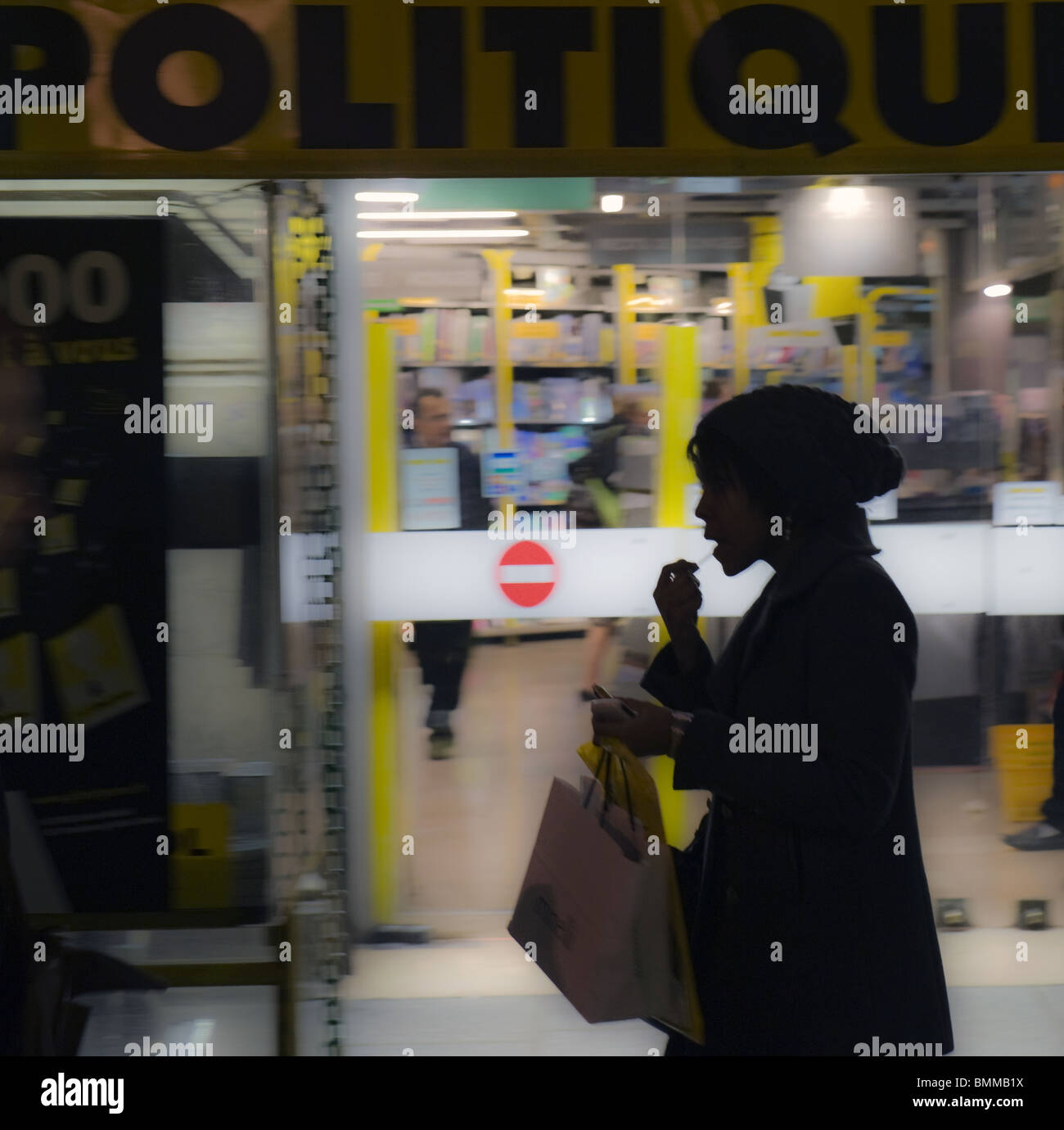 FEMME Ombre, Frauen im Schatten Stockfoto