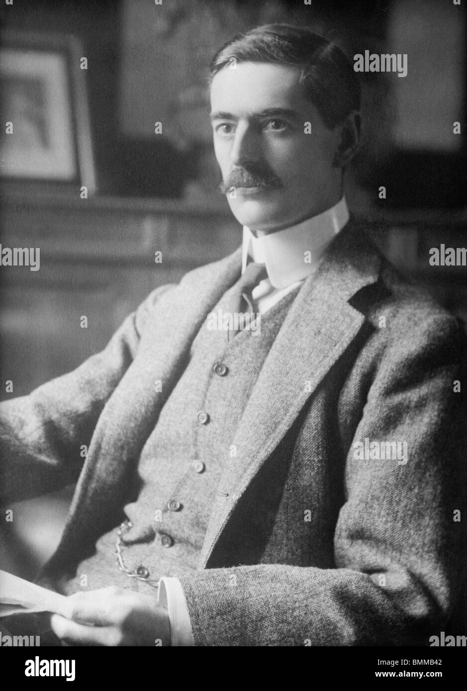 Undatierte Porträtfoto von Neville Chamberlain (1869-1940) - konservative Staatsmann und Premierminister des Vereinigten Königreichs von 1937 bis 1940. Stockfoto