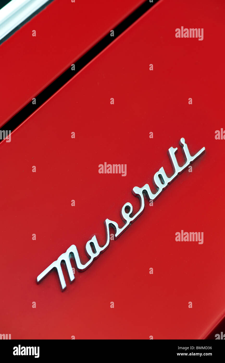 Maserati Namensschild auf einem Oldtimer Stockfoto