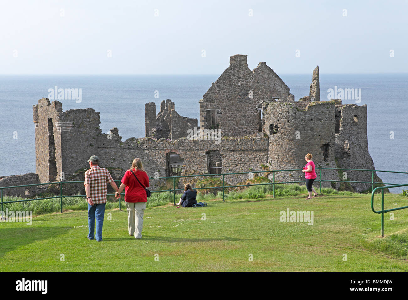 Dunluce Castle, Küste von Antrim, Nordirland Stockfoto