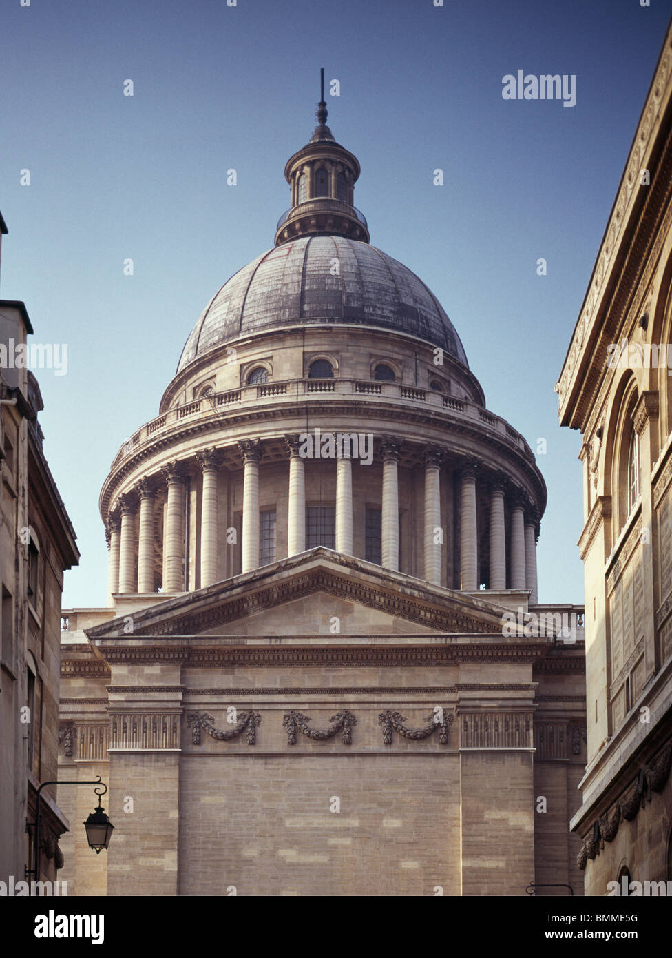 Kuppel des Pantheon, Paris, Frankreich. Entworfen von Soufflot, erbaut 1758 + als Kirche von Sainte Genevieve. Stockfoto