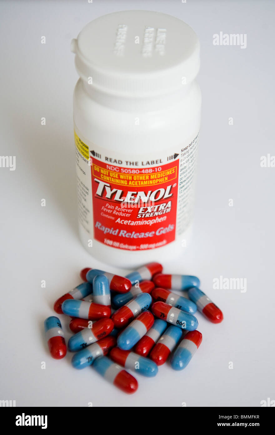 Tylenol (Paracetamol) Verpackung und Pillen. Stockfoto