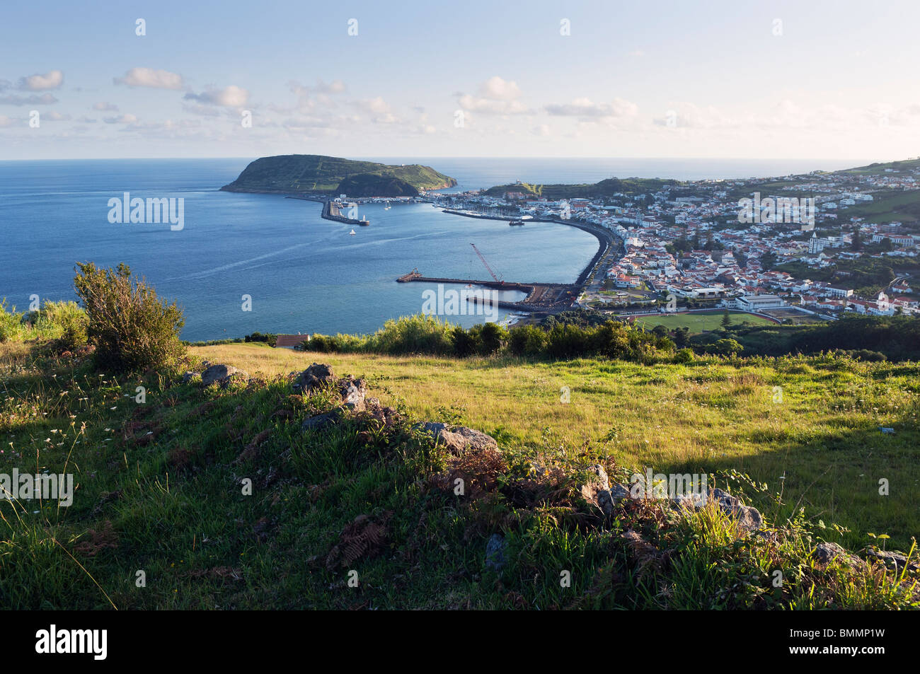 Blick über die Stadt Horta auf der Insel Faial, Azoren, Portugal Stockfoto