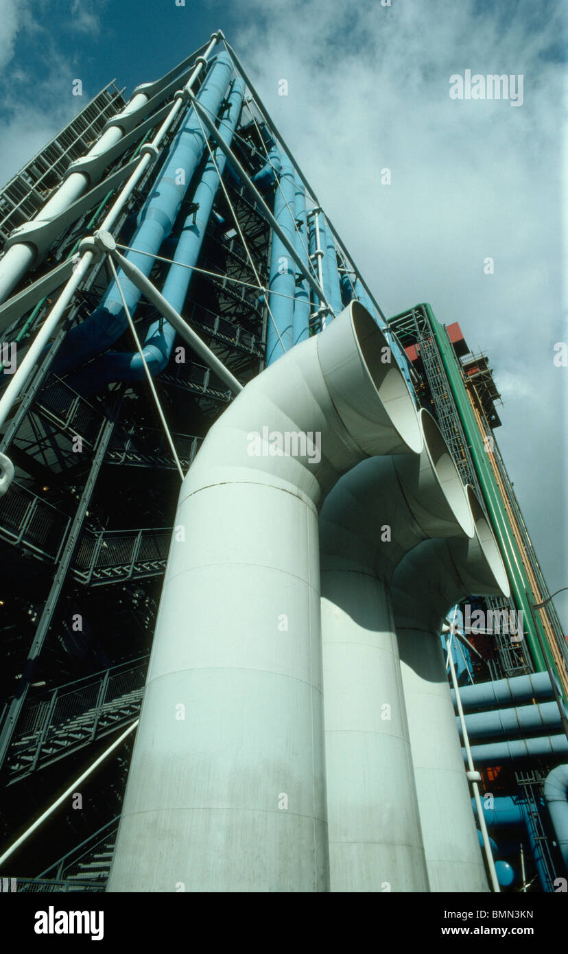 Centre Pompidou (Nationales Zentrum der Kunst & Kultur) am Beaubourg, Paris, Frankreich. Von Richard Rogers und Renzo Piano, 1971. Stockfoto