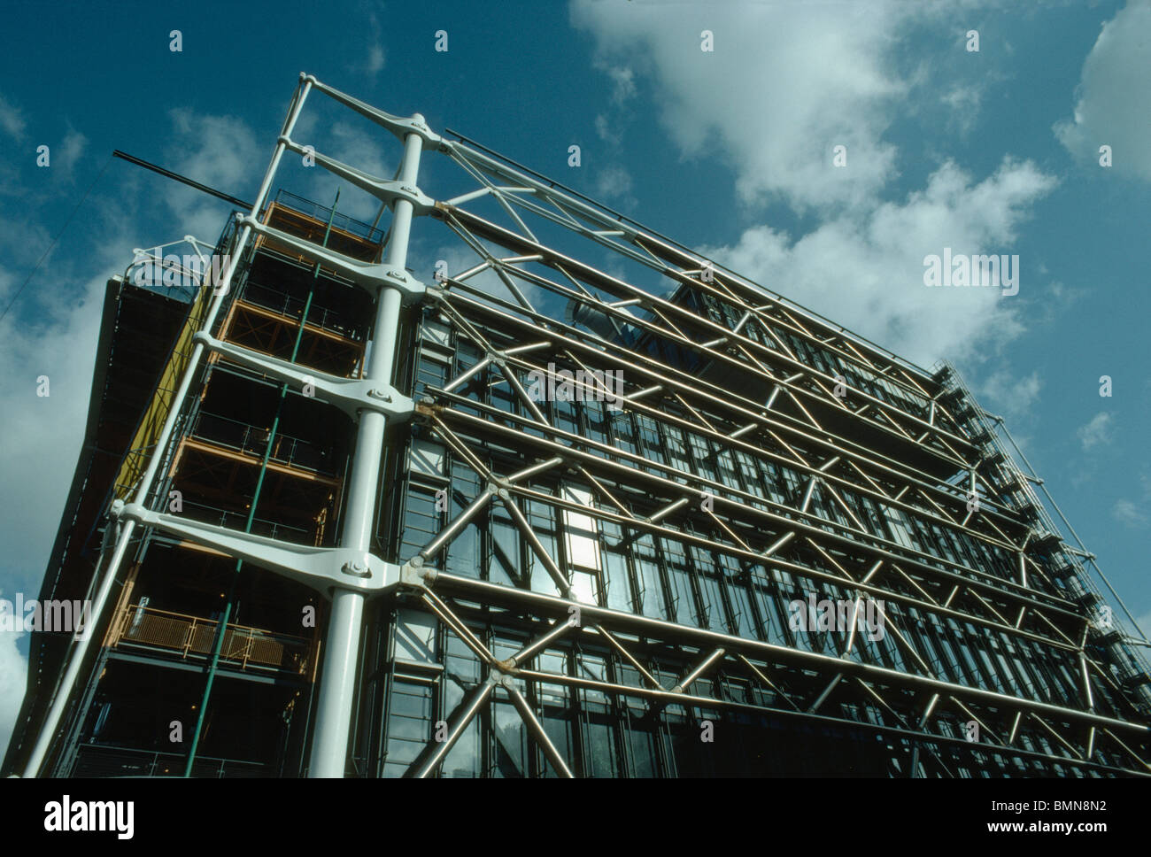 Centre Pompidou (Nationales Zentrum der Kunst & Kultur) am Beaubourg, Paris, Frankreich. Von Richard Rogers und Renzo Piano, 1971. Stockfoto